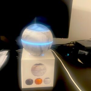 Diffuser air freshener, nightlight, glow light, diffuser  face mist